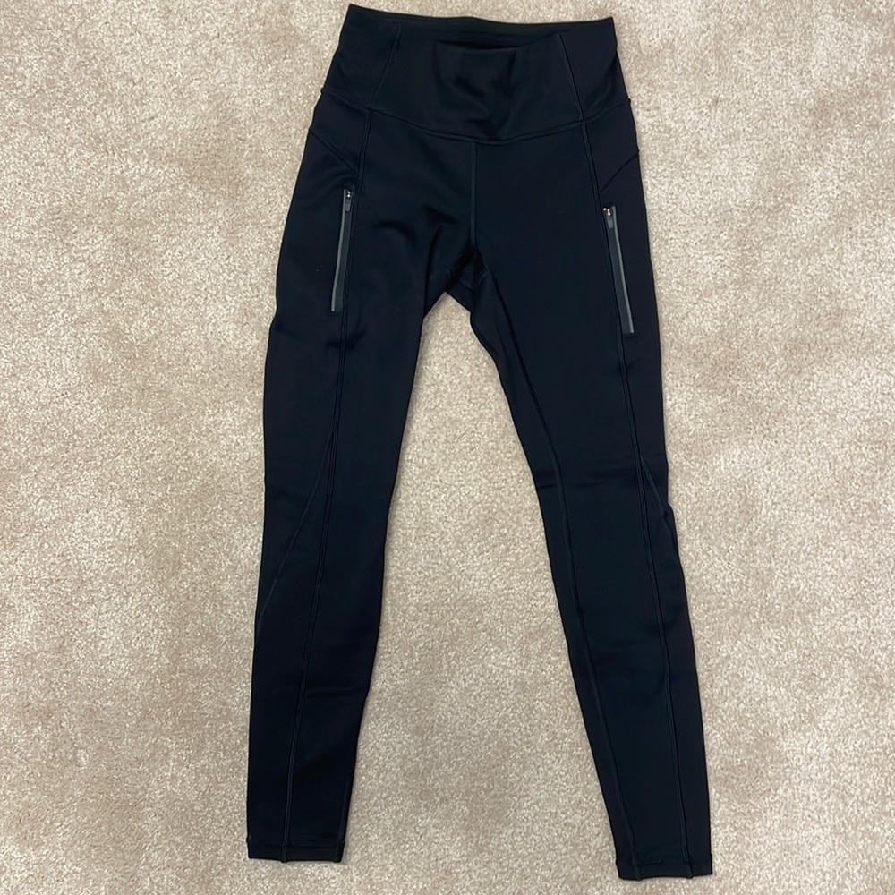 Athleta Primaloft Ridge tight, Alpine, fleece lined, XS, black.
